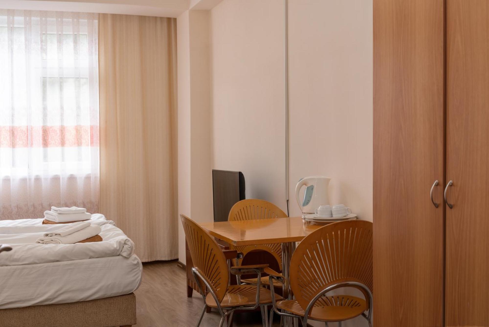 Talisman Village Hotel Bosteri Exterior photo
