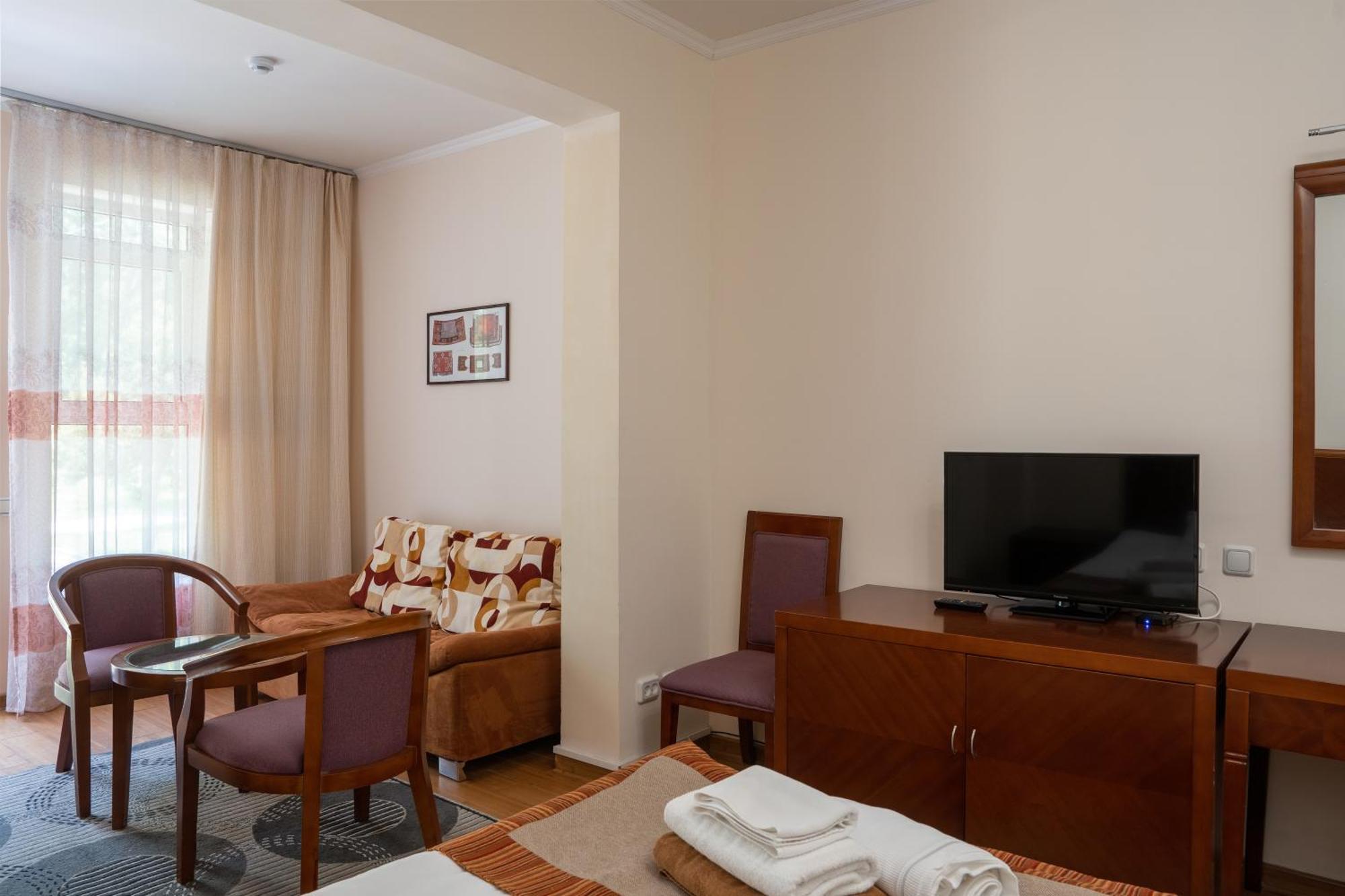 Talisman Village Hotel Bosteri Exterior photo