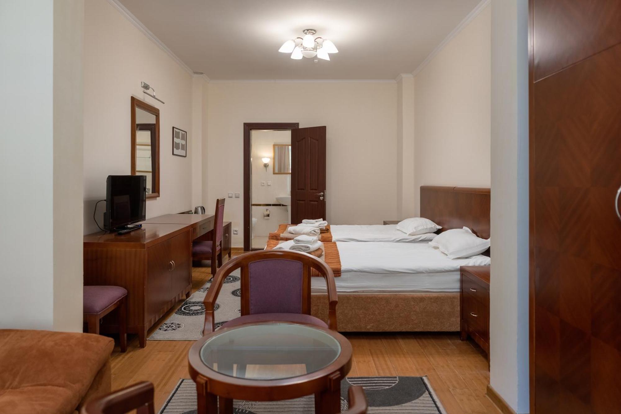 Talisman Village Hotel Bosteri Exterior photo