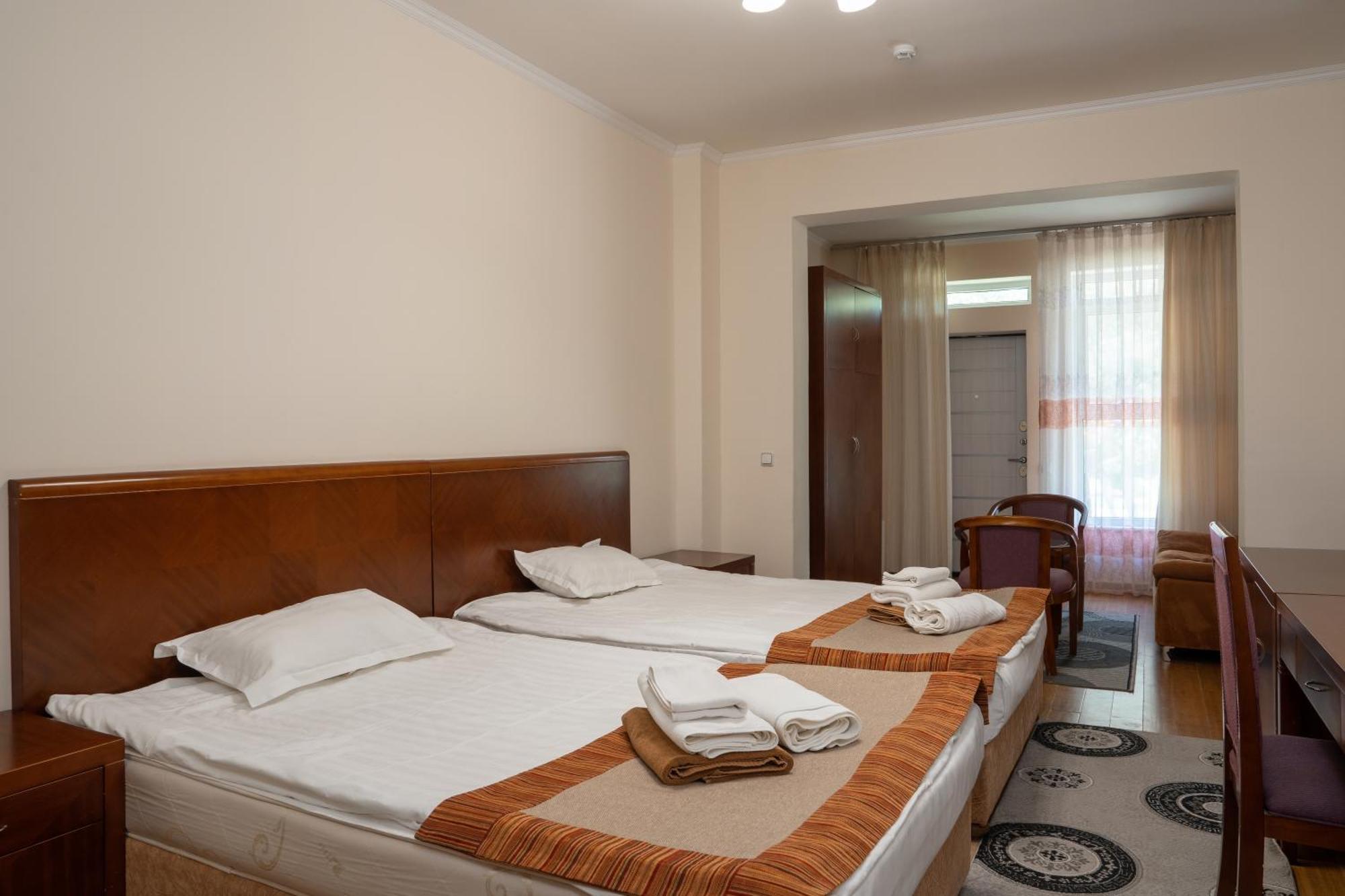 Talisman Village Hotel Bosteri Exterior photo