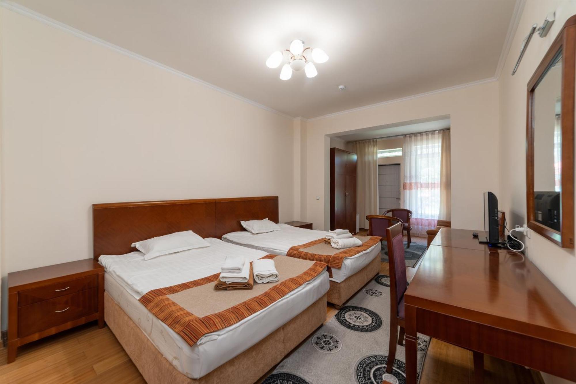 Talisman Village Hotel Bosteri Exterior photo